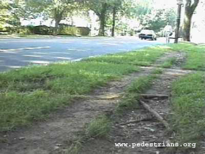 Photo - Missing sidewalks on Western Avenue, Washington DC
